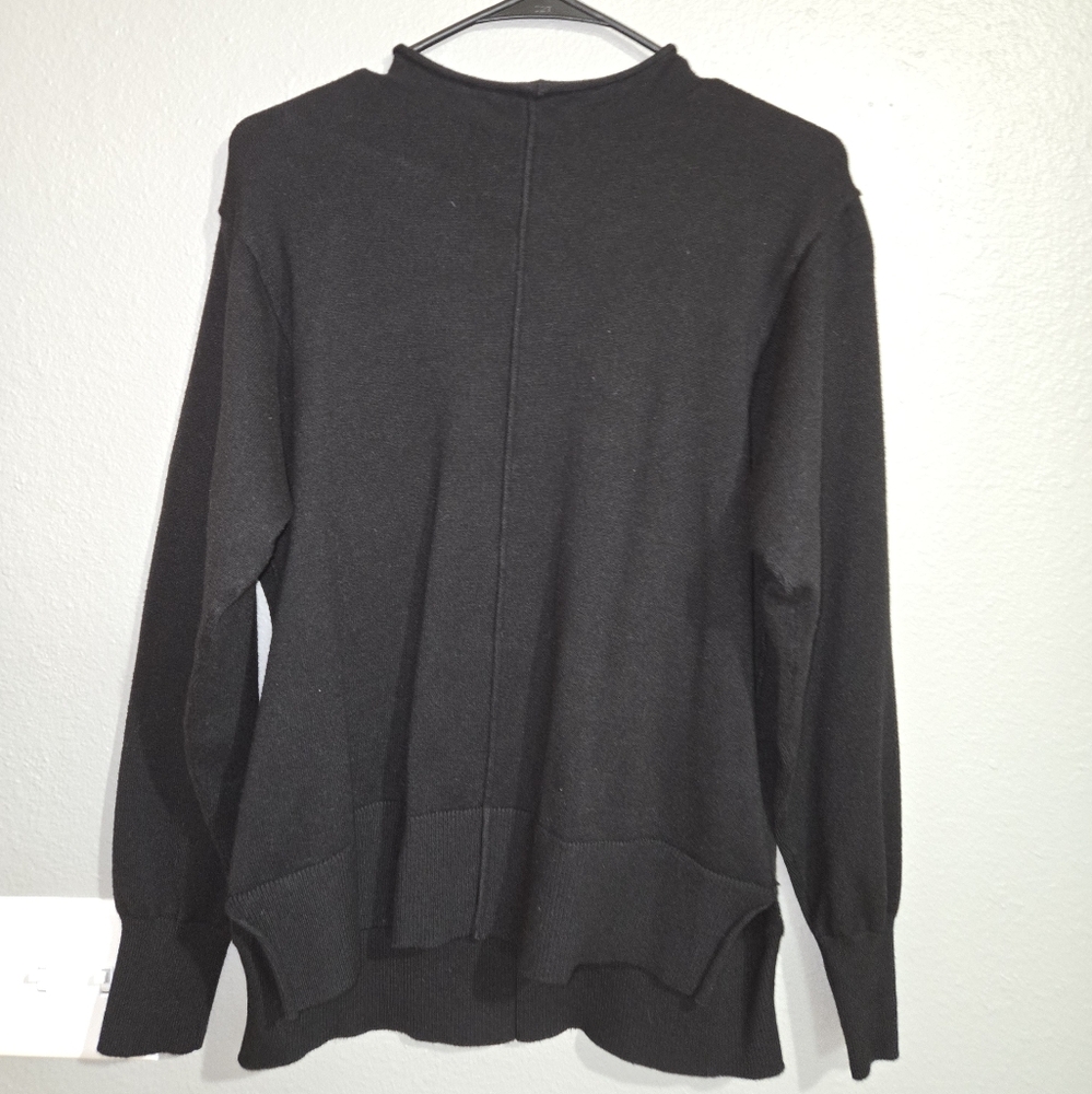 FINAL SALE! $5 Solid Black Sweater Size Medium